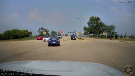 Kenosha County Sheriff releases dashcam footage of police chase involving escaped inmate from Illinois